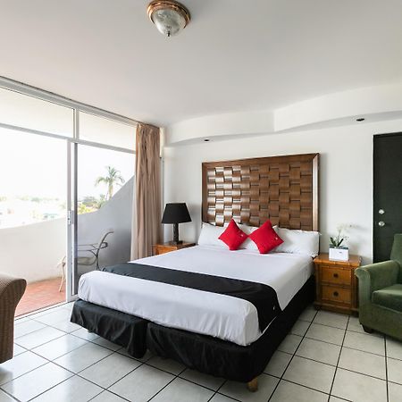 Capital O Zona Dorada Inn, Mazatlán Exteriér fotografie