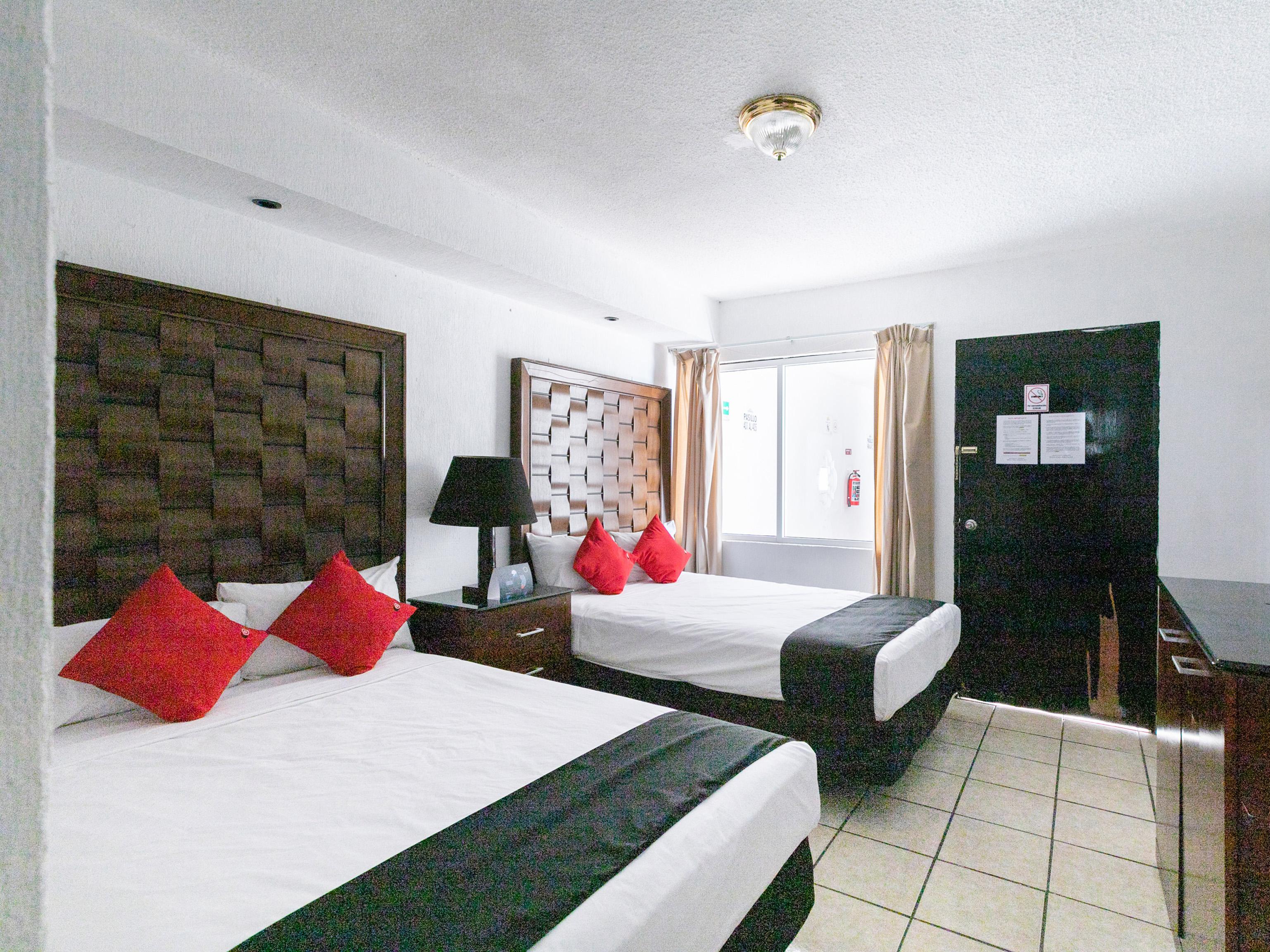 Capital O Zona Dorada Inn, Mazatlán Exteriér fotografie
